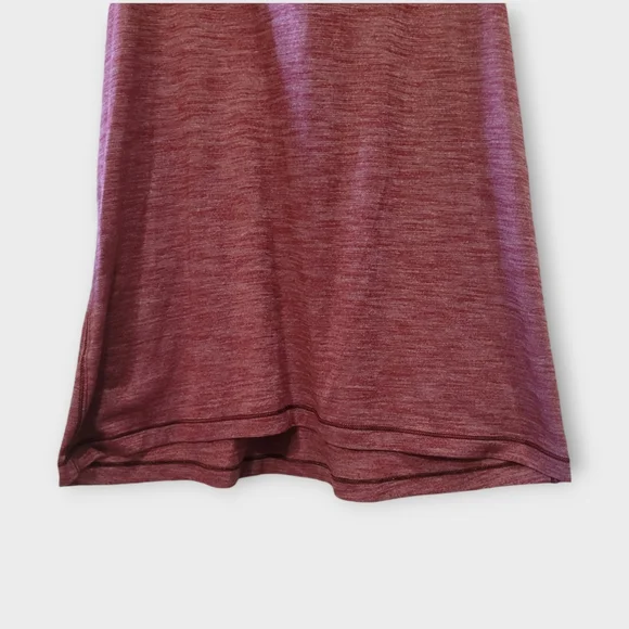 𝙇𝙐𝙇𝙐𝙇𝙀𝙈𝙊𝙉 - 𝙏𝙬𝙞𝙨𝙩 & 𝙏𝙤𝙞𝙡 𝙏𝙖𝙣𝙠 𝙏𝙤𝙥 - Picture 6 of 12